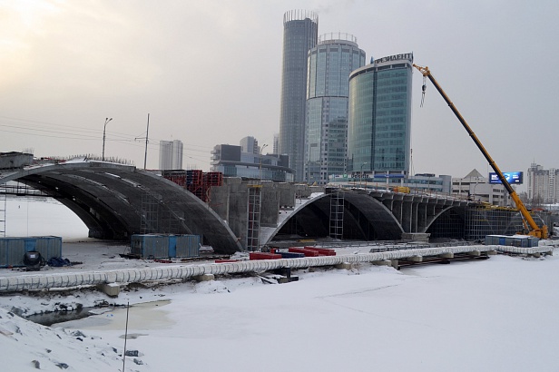 Реконструкция Макаровского моста. Переустройство сетей водопровода с дюкерным переходом.