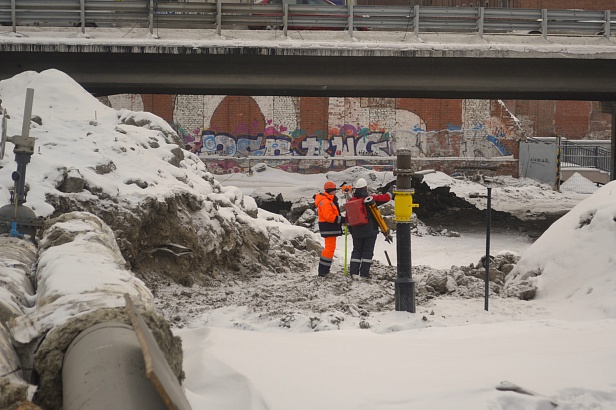 Реконструкция Макаровского моста. Переустройство сетей водопровода с дюкерным переходом.